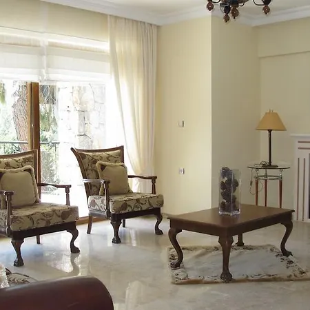 Araxa 12 Villa