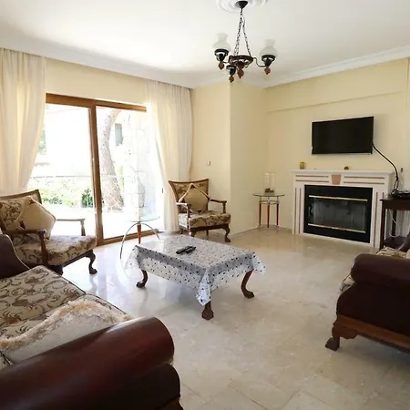 Araxa 12 Villa